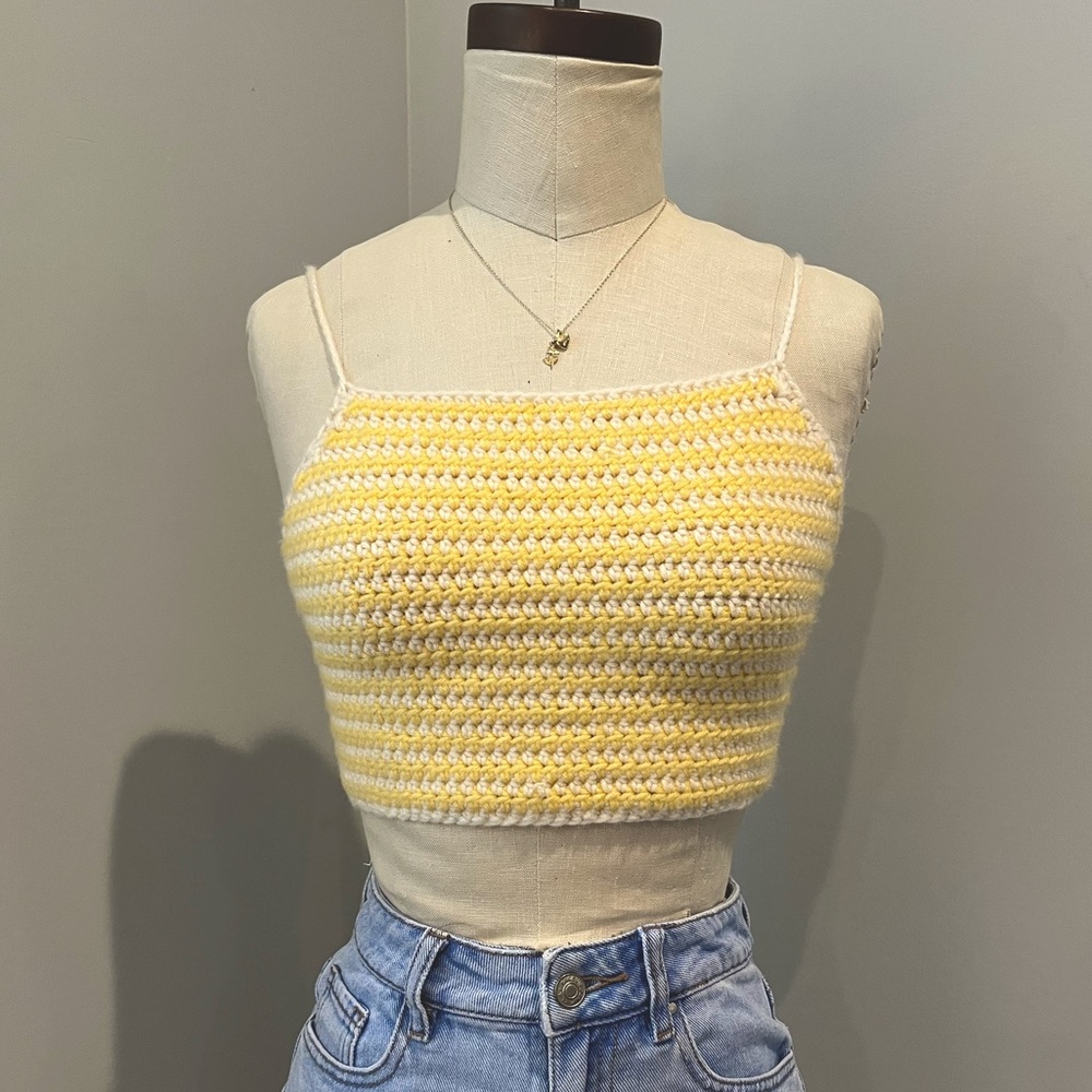 Handmade Crochet Top | Yellow & White Pastel Crop top ✿